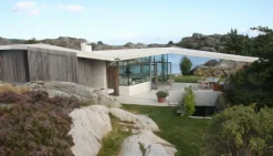 Arvinius + Orfeus Publishing Built by the Sea: Villas and Small Houses