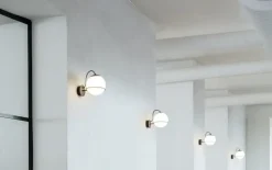 Astep Model 237/1 vägglampa, 14 cm, svart