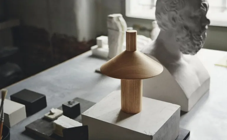 Astep Pepa bärbar lampa, ask