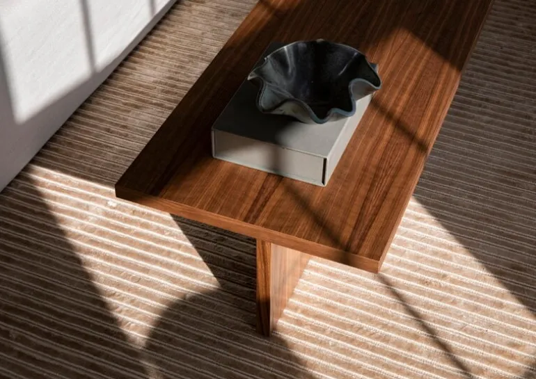 Audo Copenhagen Androgyne soffbord, mörk ek