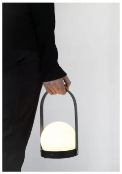 Audo Copenhagen Carrie LED bordslampa, svart