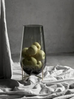 Audo Copenhagen Échasse vas, medium, smoke