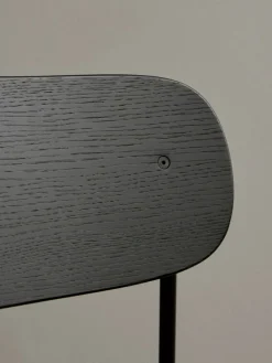 Audo Copenhagen Co barstol 65,5 cm, svart stål - svart ek