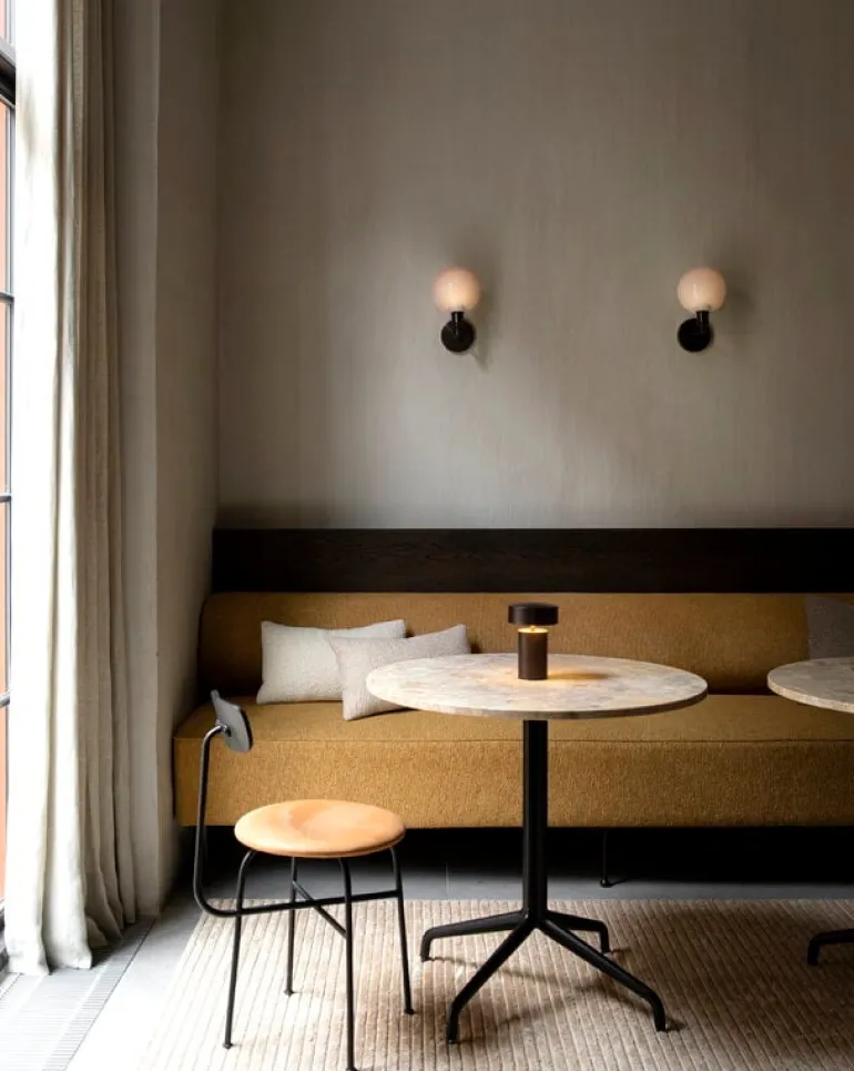 Audo Copenhagen Column Portable bordslampa, brons