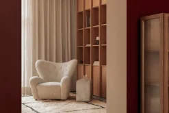 Audo Copenhagen Curiosity skåp, högt, ek - glas