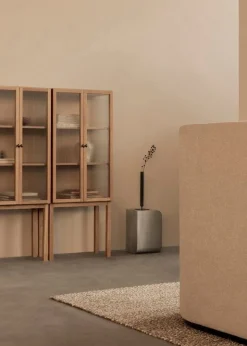 Audo Copenhagen Curiosity skåp, högt, ek - glas