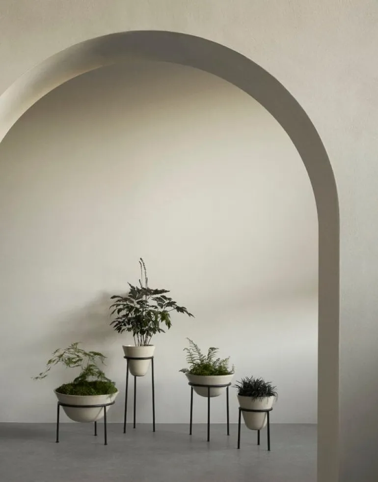 Audo Copenhagen Daiza blomkruka, 65 x 25 cm, elfenben