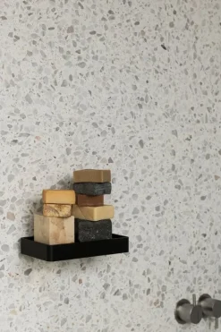 Audo Copenhagen Duschhylla, svart marmor