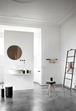 Audo Copenhagen Handduksstege, svart - mörk ask