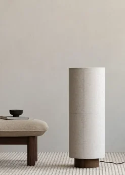 Audo Copenhagen Hashira golvlampa, rå linne