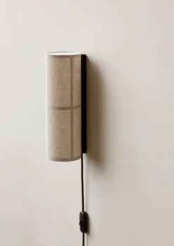 Audo Copenhagen Hashira vägglampa, rå linne