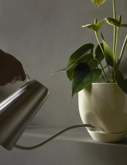 Audo Copenhagen Hydrous blomkruka, 20 cm, askgrå