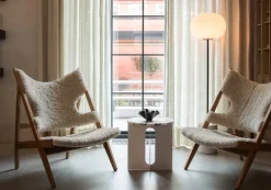 Audo Copenhagen JWDA golvlampa, vit marmor - bronserad mässing