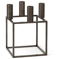 Audo Copenhagen Kubus 4 ljusstake, bränd koppar