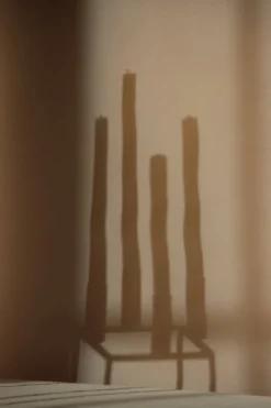 Audo Copenhagen Kubus 4 ljusstake, bränd koppar