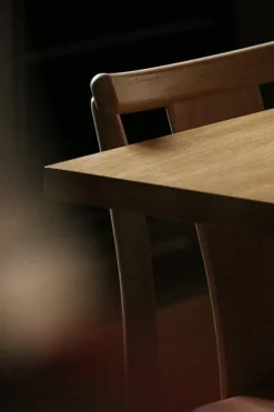 Audo Copenhagen Merkur matstol, ek