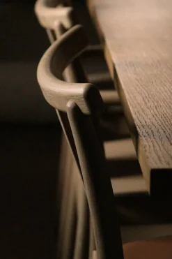 Audo Copenhagen Merkur matstol, ek