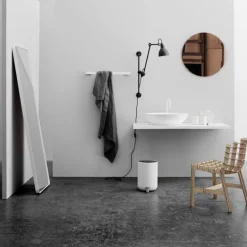 Audo Copenhagen Norm golvspegel, svart