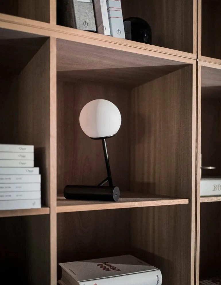 Audo Copenhagen Phare LED bordslampa, burned red