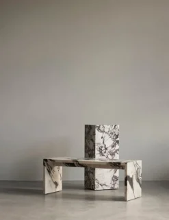 Audo Copenhagen Plinth Bridge bord, Calacatta Viola-marmor