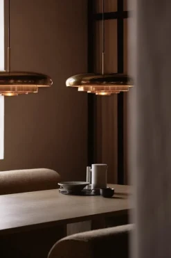 Audo Copenhagen Resonant taklampa, mässing