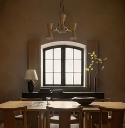 Audo Copenhagen Stance vas, 40 cm, bronsfärgad mässing