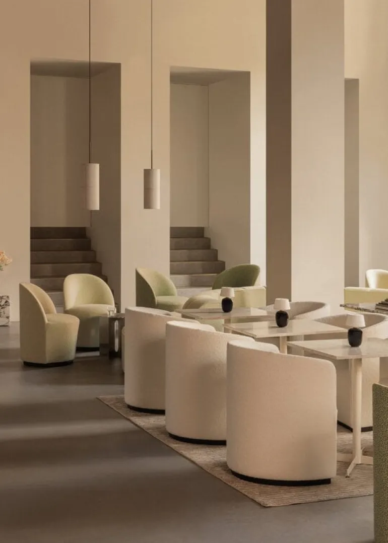 Audo Copenhagen Torso Portable bordslampa, svart