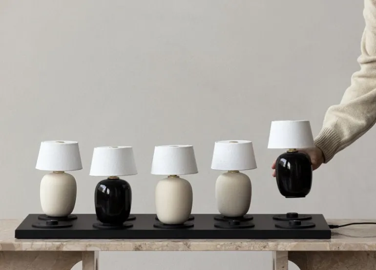 Audo Copenhagen Torso Portable bordslampa, svart