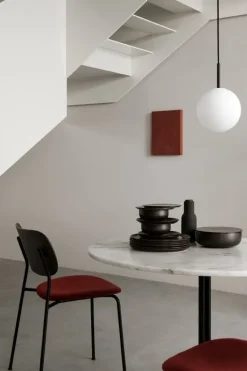 Audo Copenhagen TR Bulb pendellampa, svart - matt opal