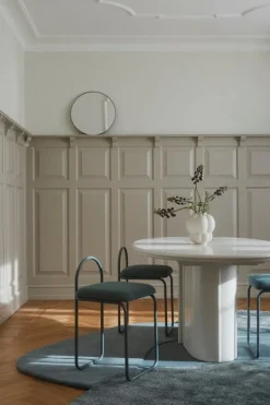 AYTM Uva vas, 22 cm, grädde