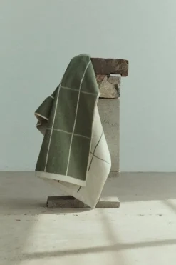 Baina Badlakan, Bethell, 70 x 140 cm, salvia - krita