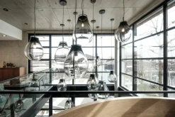 Bomma Tim pendel, medium, rök - svart