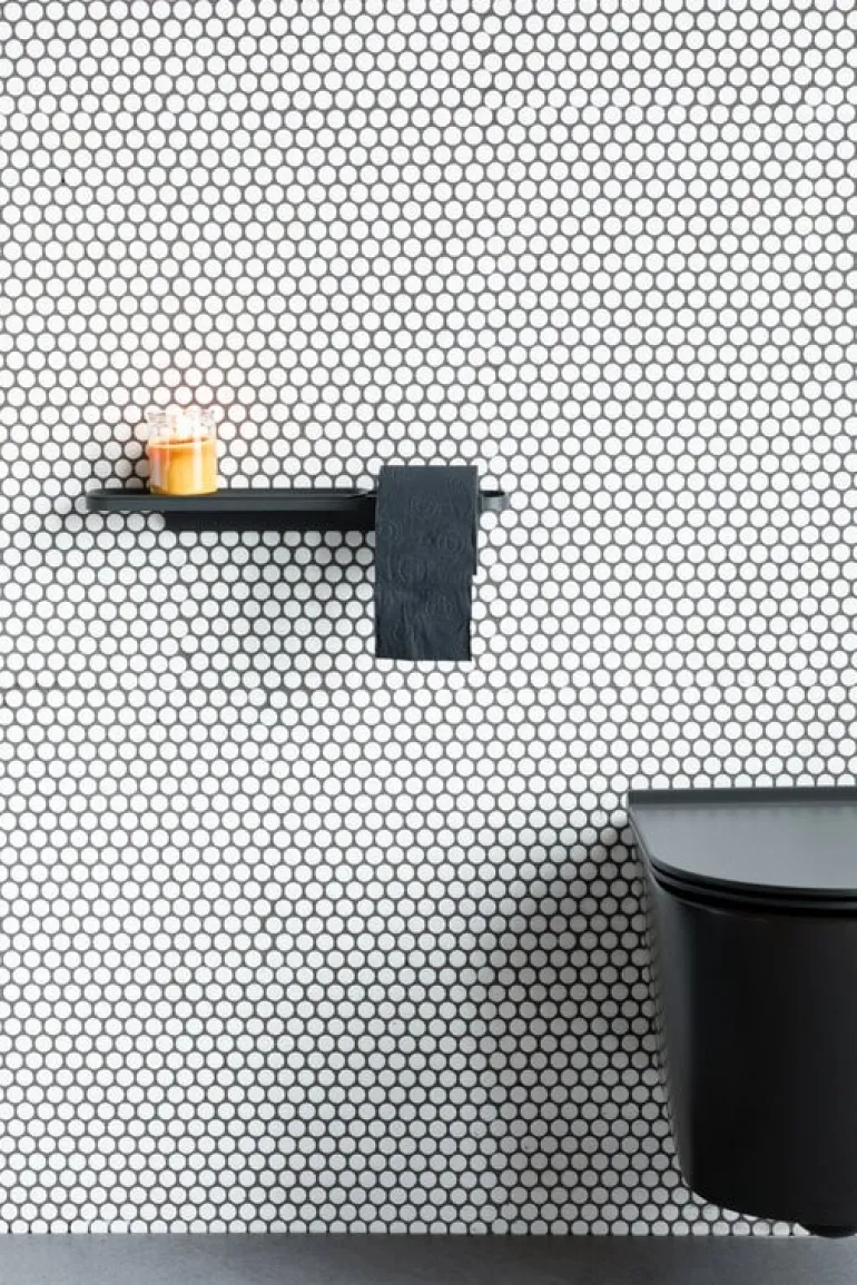 Brabantia MindSet toalettpappershållare med hylla, mineral oändligt grå