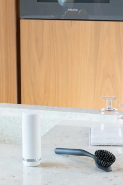 Brabantia SinkStyle klämbar diskmedelsdispenser, 200 ml, fresh white