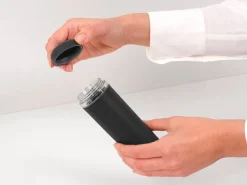 Brabantia SinkStyle klämbar diskmedelsdispenser, 200 ml, mörkgrå