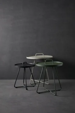 Cane-line On-the-move bord, litet, mörkgrön