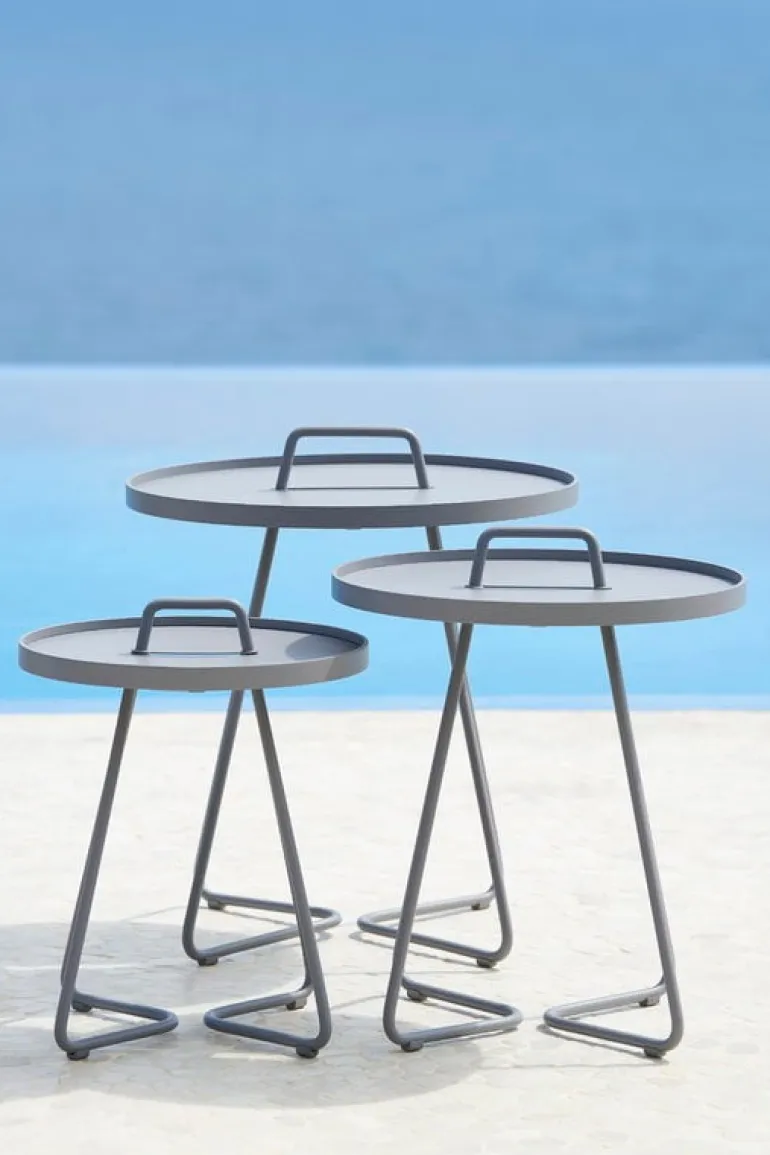 Cane-line On-the-move bord, stort, ljusgrå