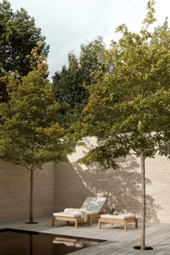 Carl Hansen & Søn AH603 Outdoor fotpall, teak