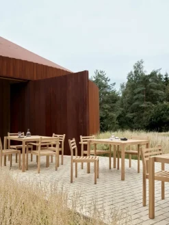 Carl Hansen & Søn AH902 Outdoor matbord, 100 x 98,5 cm, teak