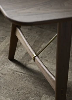 Carl Hansen & Søn BM1160 Hunting matbord, oljad valnöt - mässing