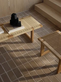 Carl Hansen & Søn BM0489S bordsbänk, kort, oljad ek - papperssnöre