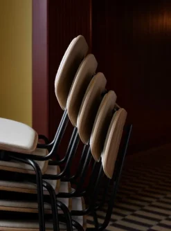 Carl Hansen & Søn VLA26P Vega stol, svart - lackerad ek - Mood 01104