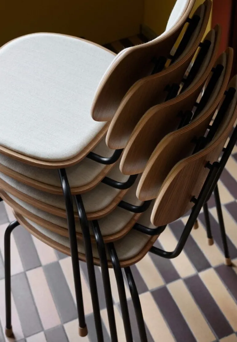 Carl Hansen & Søn VLA26P Vega stol, svart - lackerad ek - Mood 01104