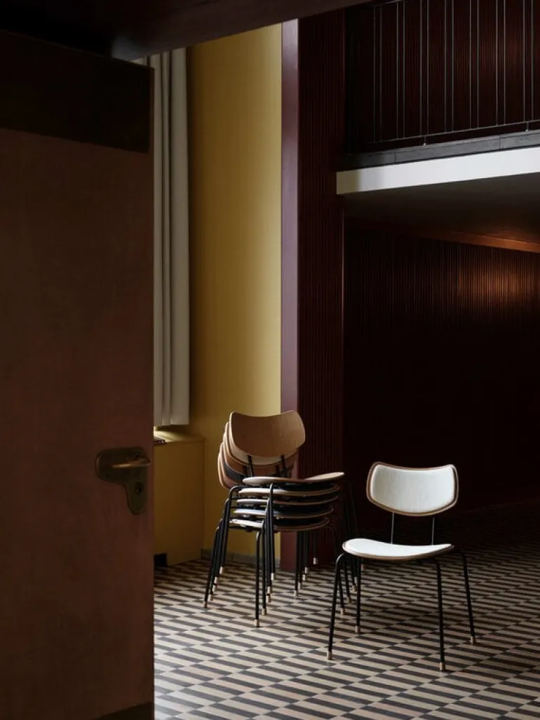 Carl Hansen & Søn VLA26P Vega stol, svart - lackerad ek - Mood 01104