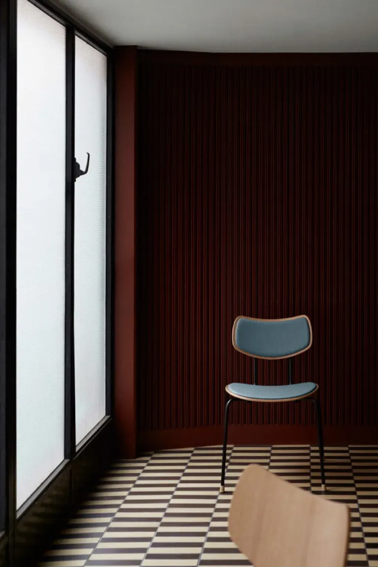 Carl Hansen & Søn VLA26P Vega stol, svart - lackerad ek - Mood 04102