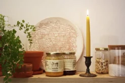 Collaboratorio Candela ljus, 23 cm, 2 st, honung