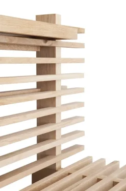 Collaboratorio Cubile 160 säng, ek