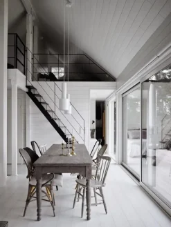 Cozy Publishing Happy Homes: White Walls