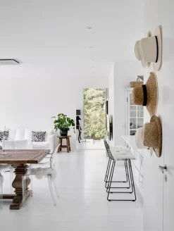 Cozy Publishing Happy Homes: Summer Houses