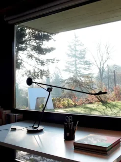 DCWéditions Aaro bordslampa, svart